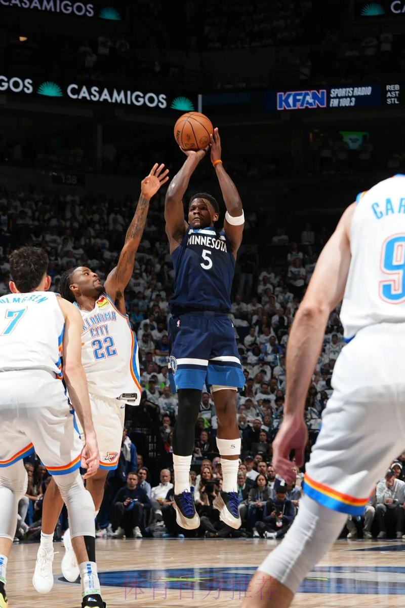 10分优势终结四连胜!森林狼力克热火,爱德华兹20分成制胜关键 10分优势终结四连胜!森林狼力克热火,爱德华兹20分成制胜关键